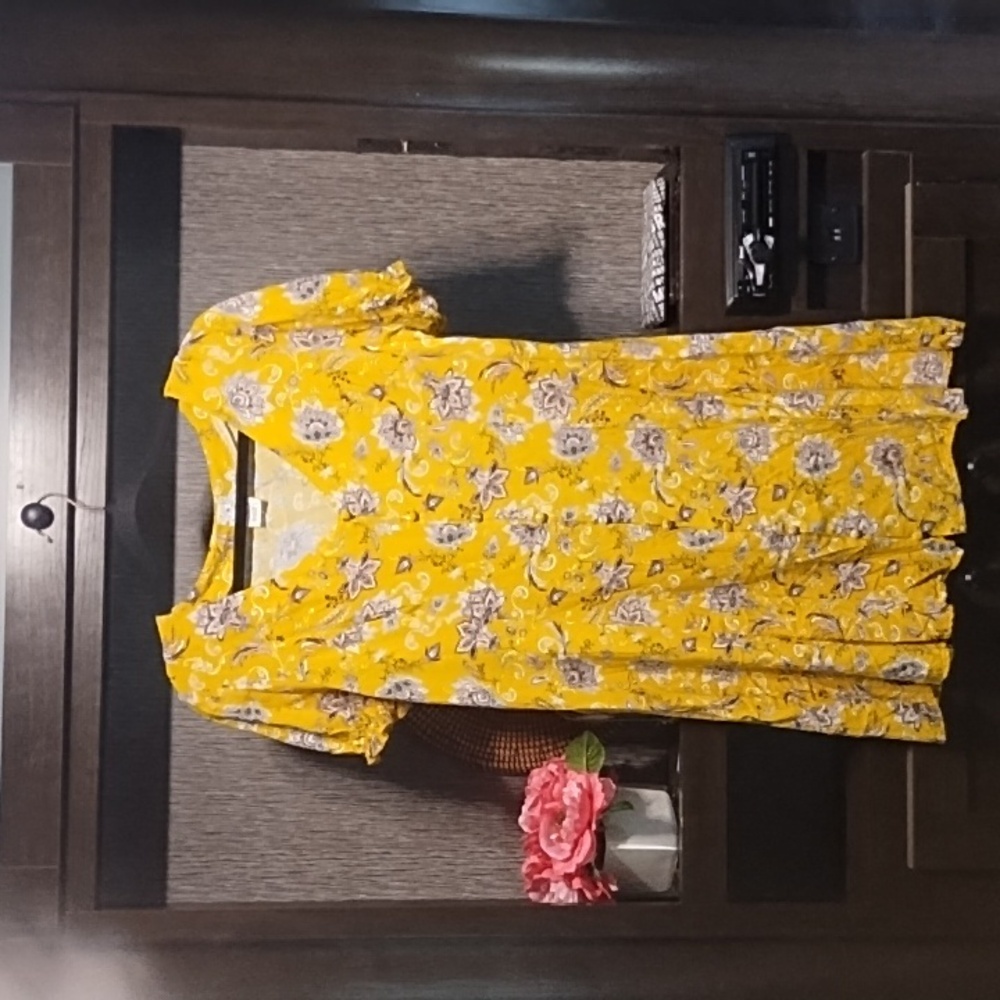 Naif Anthropologie Brand Midi Floral Print Dress Size M?